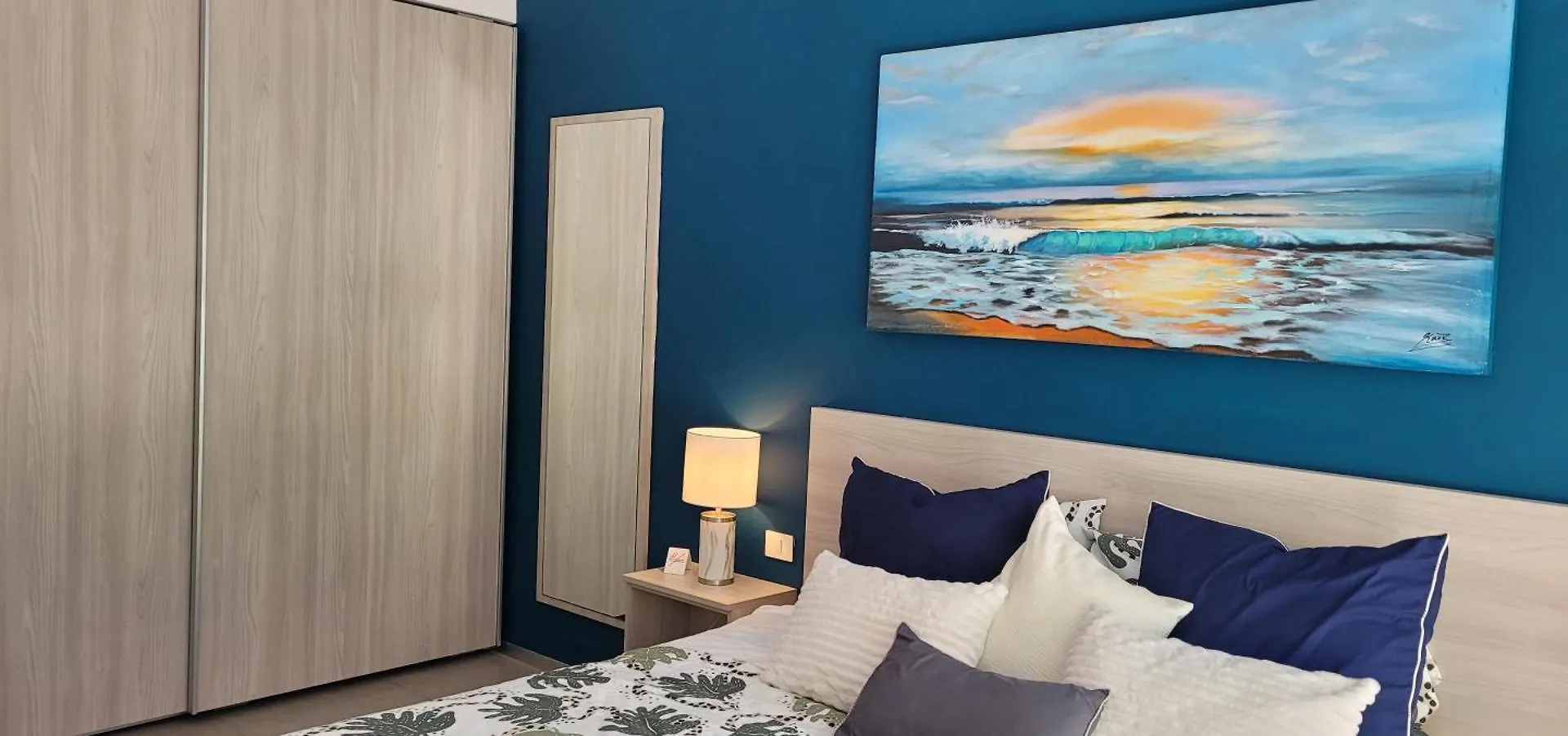 Stunning 1 Bdrm Condo Gym-Pool 10 Min To The Beach & Quinta Av Playa del Carmen